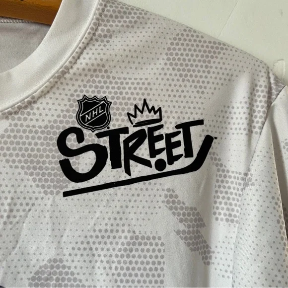 Edmonton Oilers NHL‎ Street Promo Dry Fit Shirt Size Small 28 - Picture 5 of 11